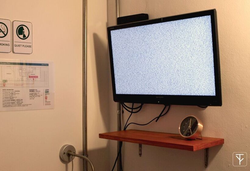 اتاق استاندارد یک نفره, T Boutique Hostel   Hua Lamphong