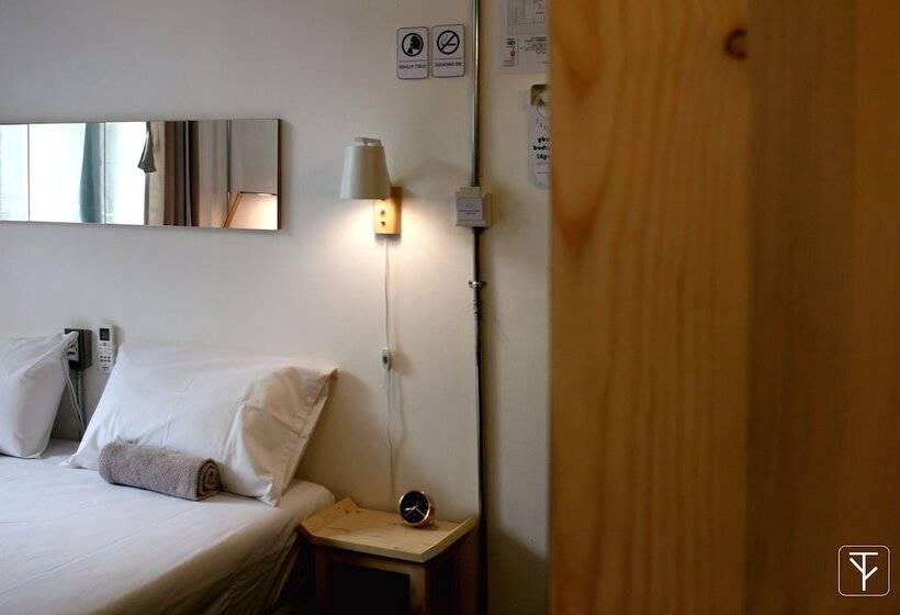 اتاق لوکس, T Boutique Hostel   Hua Lamphong