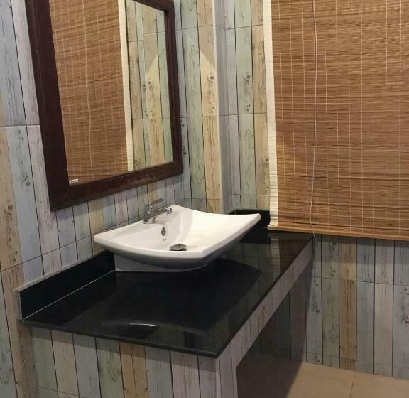 חדר סופריור, Waterside Resort