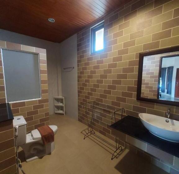 Номер Deluxe, Waterside Resort