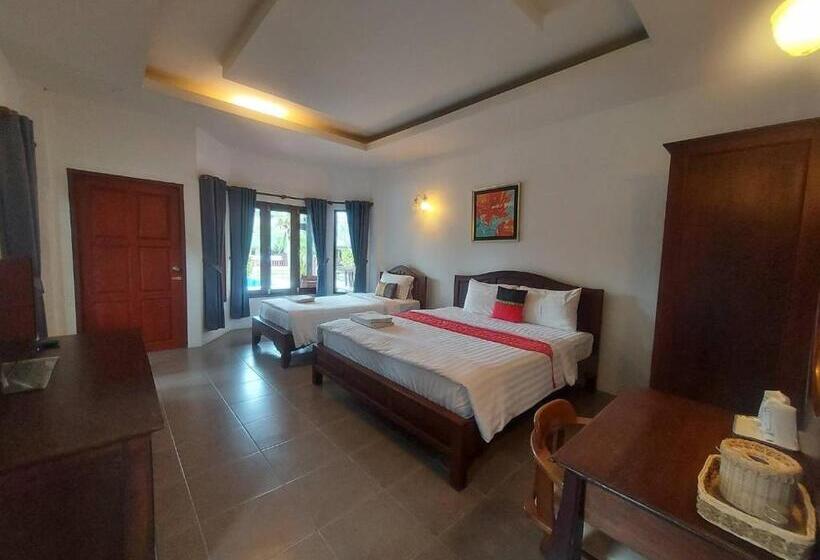 Quarto Deluxe, Waterside Resort