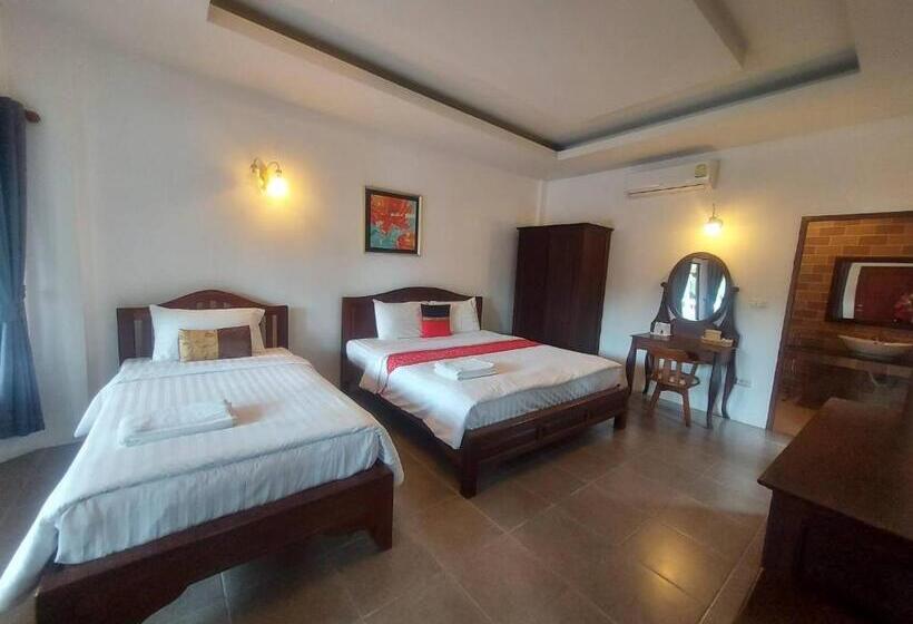 Номер Deluxe, Waterside Resort