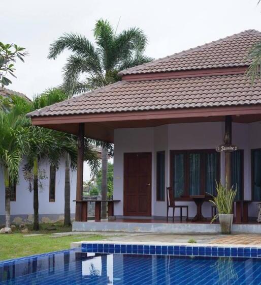 Quarto Deluxe, Waterside Resort