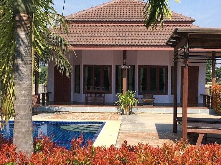 Номер Superior, Waterside Resort