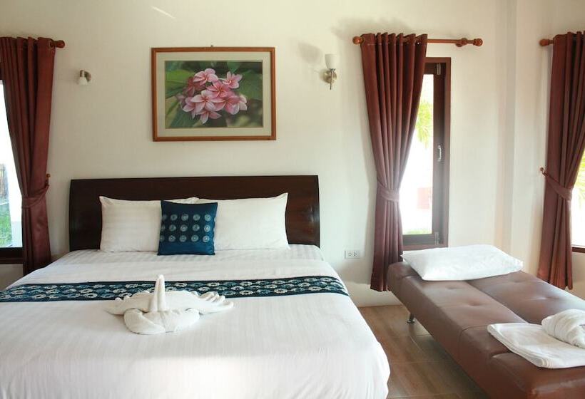 Quarto Deluxe, Waterside Resort