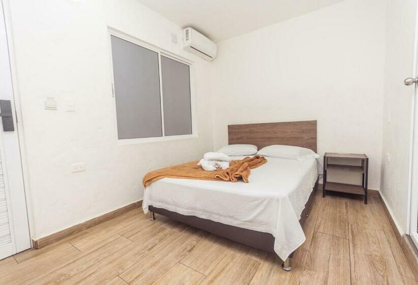 غرفة قياسية, Dellhar Americano By Del Toro