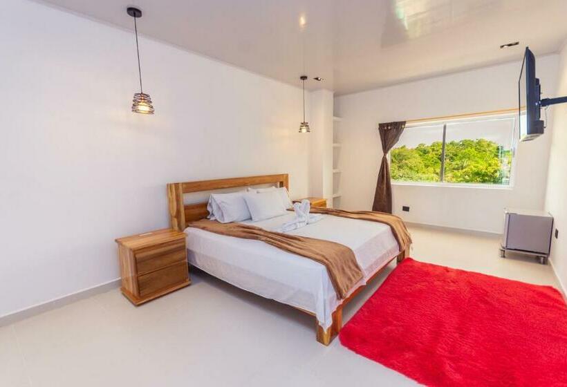 جناح, Dellhar Americano By Del Toro