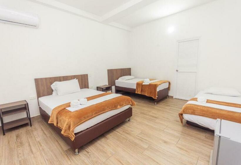 غرفة عائلية, Dellhar Americano By Del Toro