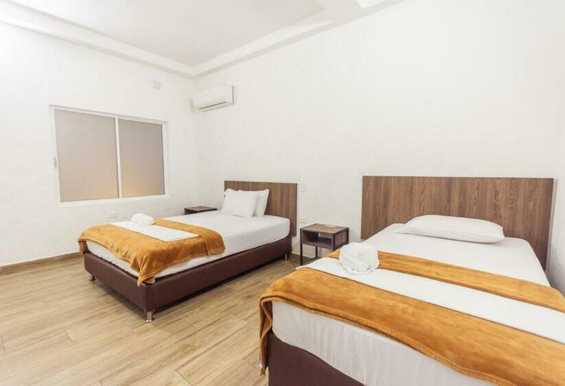 غرفة عائلية, Dellhar Americano By Del Toro