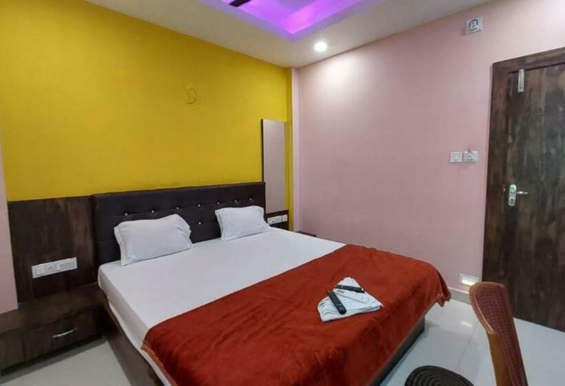 اتاق لوکس, Jagdish Palace Near Puri Sea Beach Best Choice Of Travellers