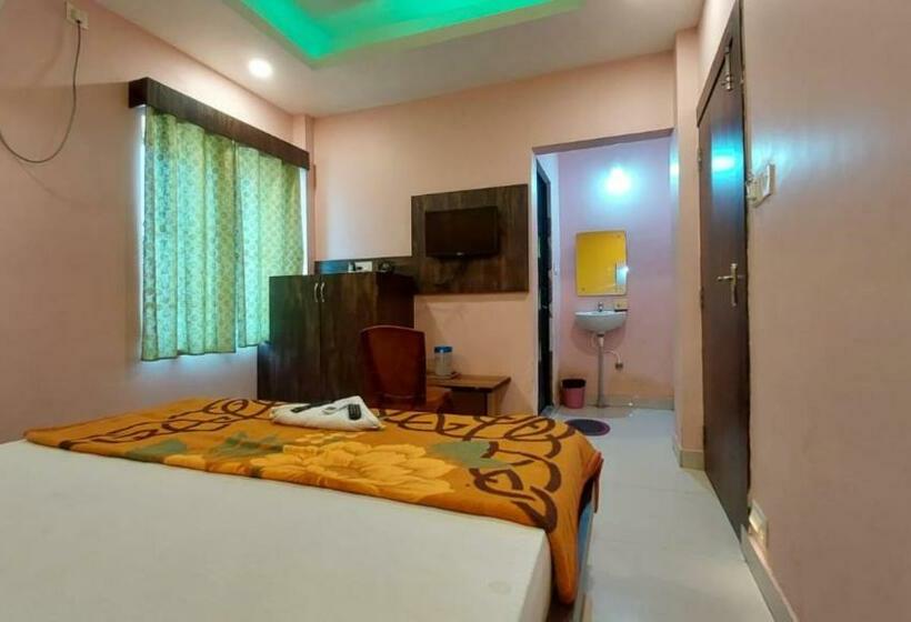 اتاق لوکس, Jagdish Palace Near Puri Sea Beach Best Choice Of Travellers