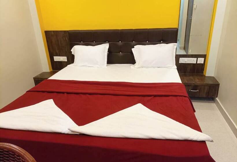 اتاق لوکس, Jagdish Palace Near Puri Sea Beach Best Choice Of Travellers