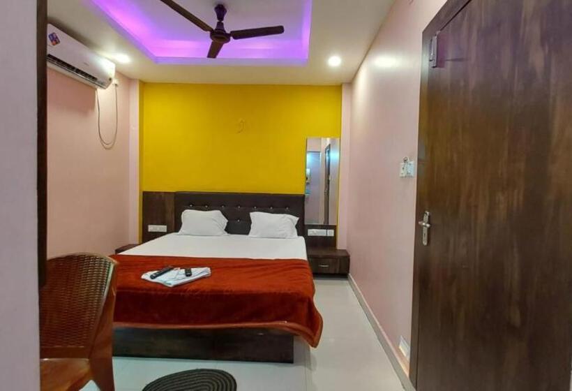 اتاق لوکس, Jagdish Palace Near Puri Sea Beach Best Choice Of Travellers