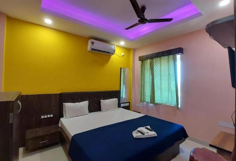 اتاق لوکس, Jagdish Palace Near Puri Sea Beach Best Choice Of Travellers