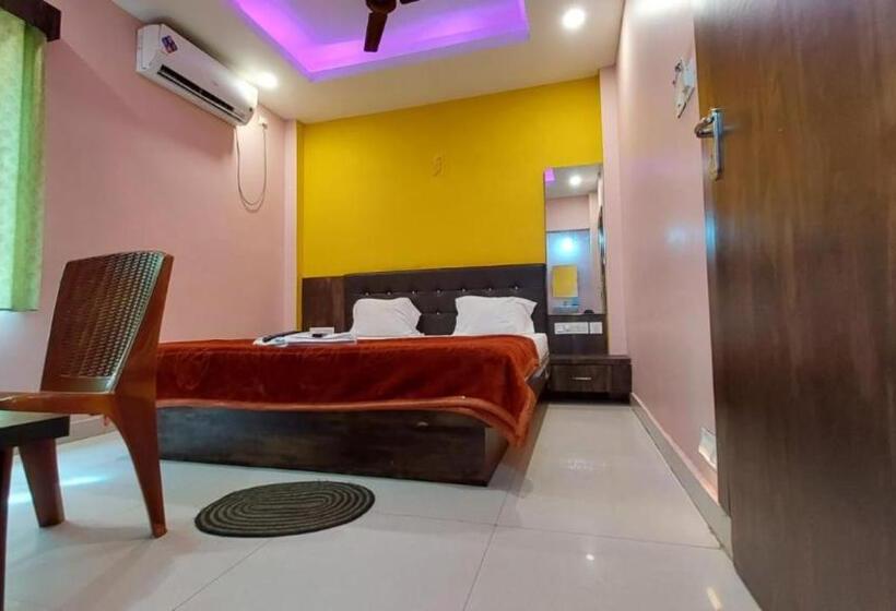 اتاق لوکس, Jagdish Palace Near Puri Sea Beach Best Choice Of Travellers