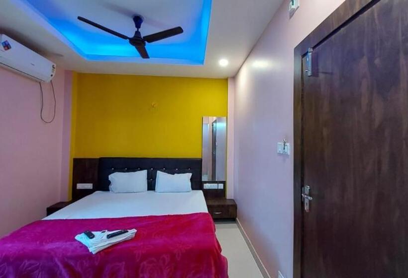 اتاق لوکس, Jagdish Palace Near Puri Sea Beach Best Choice Of Travellers