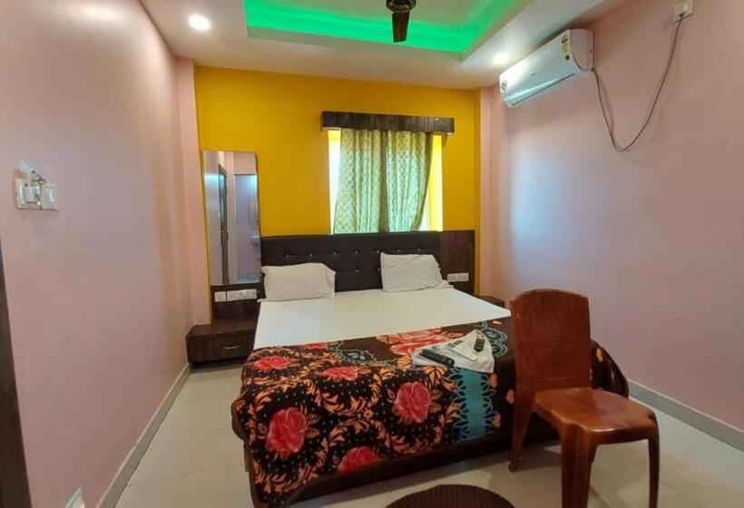 اتاق لوکس, Jagdish Palace Near Puri Sea Beach Best Choice Of Travellers