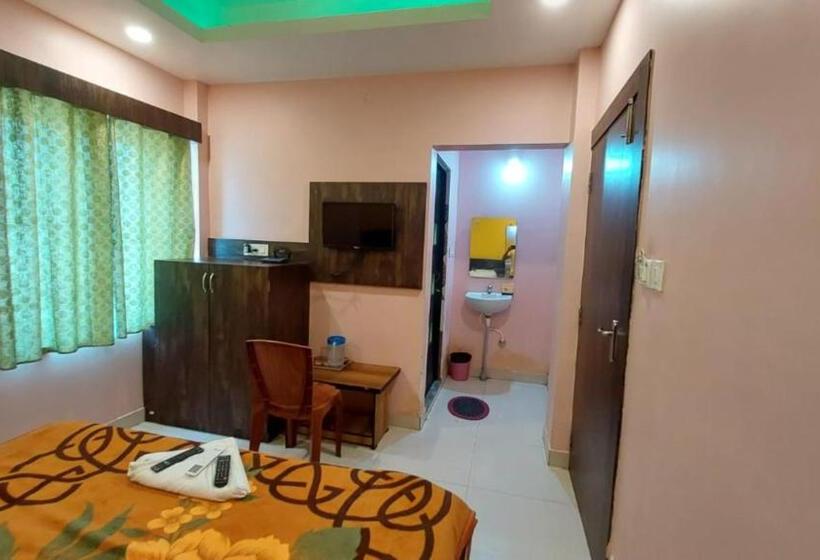 اتاق لوکس, Jagdish Palace Near Puri Sea Beach Best Choice Of Travellers