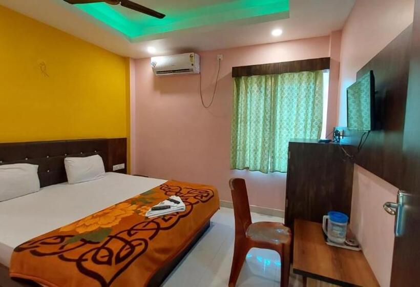 اتاق لوکس, Jagdish Palace Near Puri Sea Beach Best Choice Of Travellers