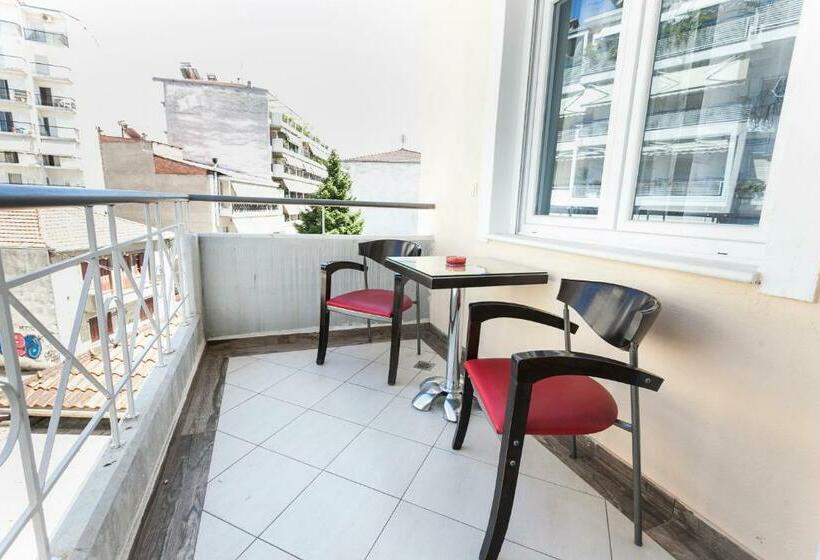 اتاق استاندارد با بالکن, Nomads Meteora