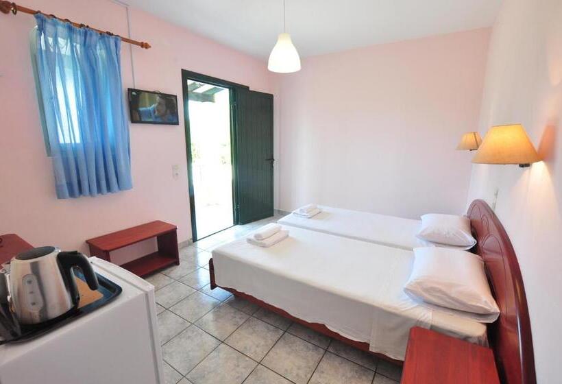 Номер Стандарт, Acharavi Garden