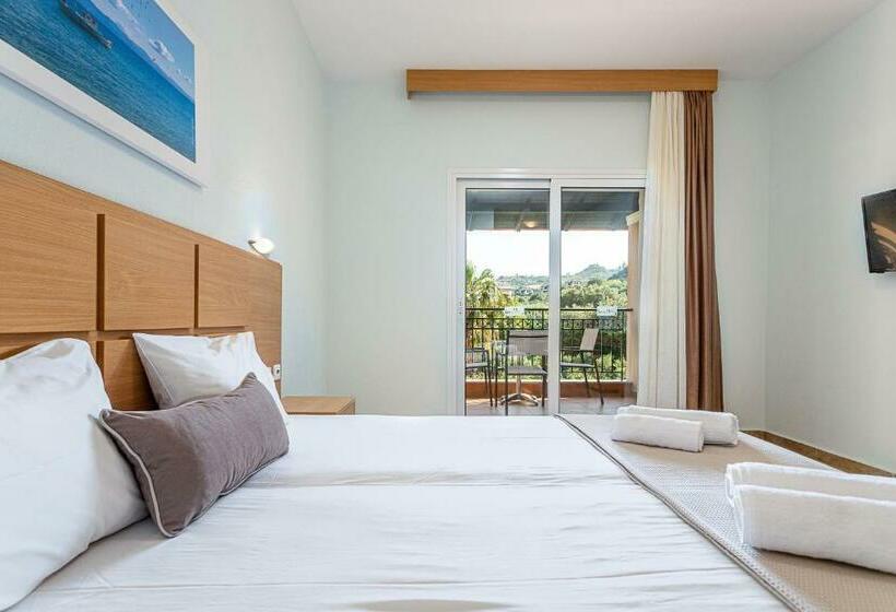 Студия Стандарт, Aloni Hotel Pefkochori