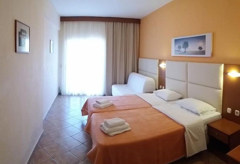 إستوديو قياسى, Aloni Hotel Pefkochori