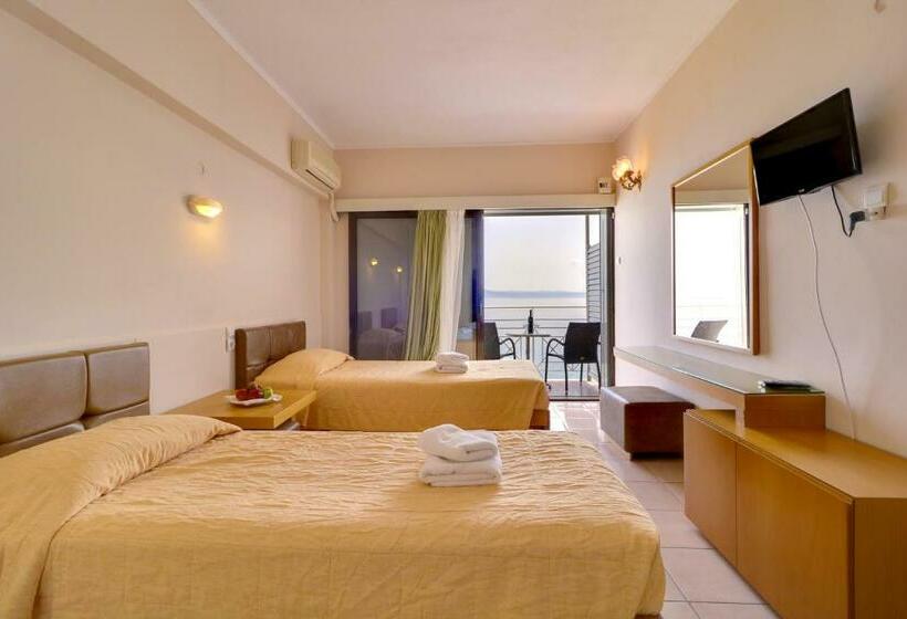 חדר סטנדרט נוף לים, Calamos Beach Family Club