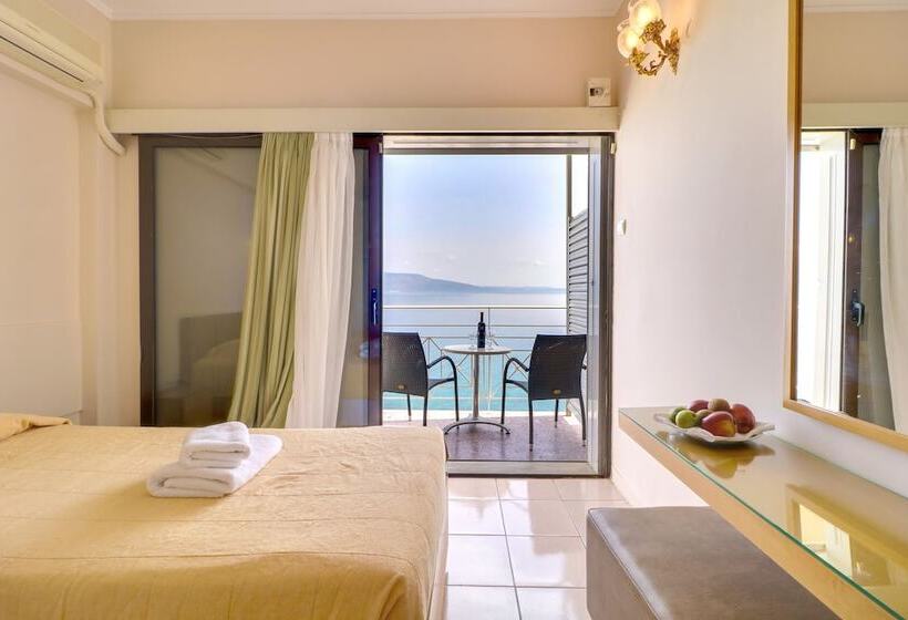 חדר משפחתי עם מיטת קומתיים, Calamos Beach Family Club