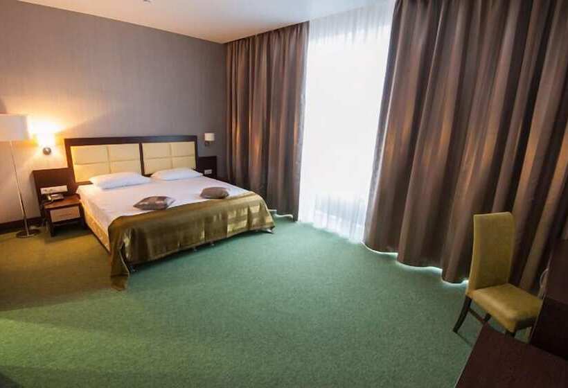 Номер Superior, Iskra