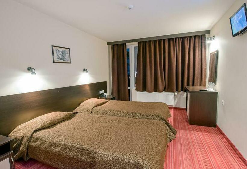 غرفة قياسية, Prespa