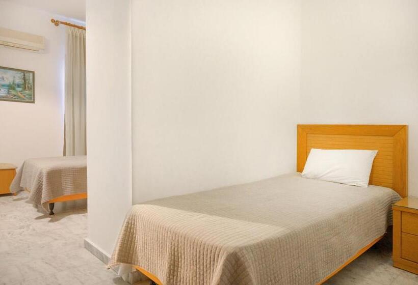 Четырехместный Номер Стандарт Вид на Море, Sunset