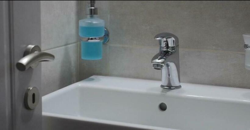 침실 1개 아파트, Pantheon Apart