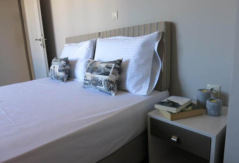 침실 1개 아파트, Pantheon Apart