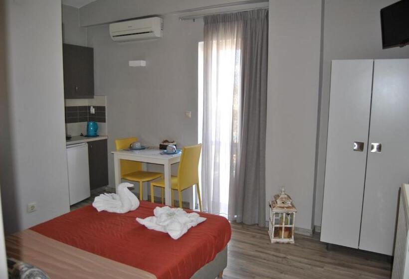 스탠다드 스튜디오 바다 전망, Pantheon Apart