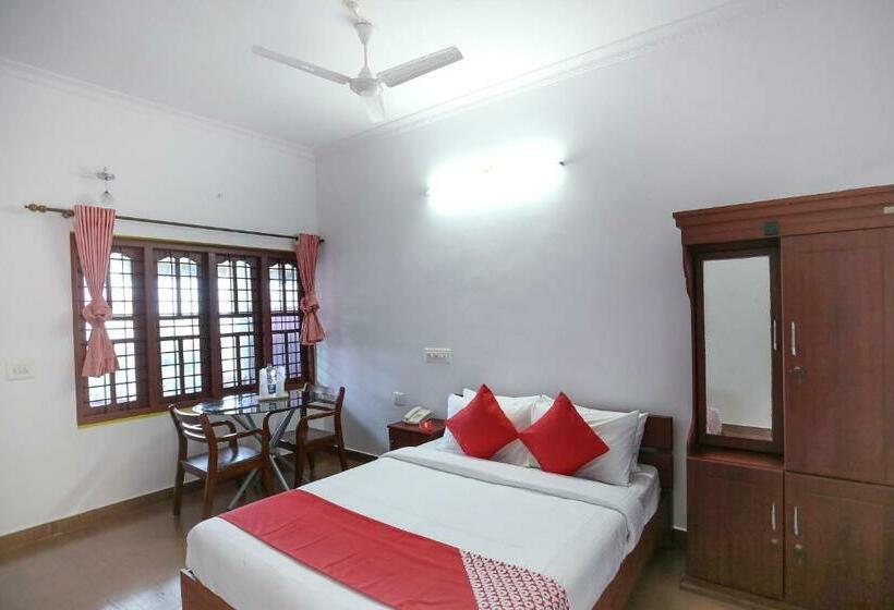 חדר דלוקס עם מרפסת נוף לים, Alleppey Holiday Beach Resort