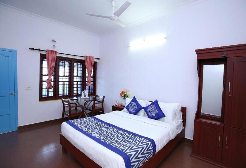 חדר דלוקס עם מרפסת נוף לים, Alleppey Holiday Beach Resort