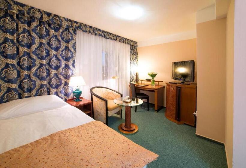 اتاق اکونومی یک تخته, Belvedere Spa & Kur