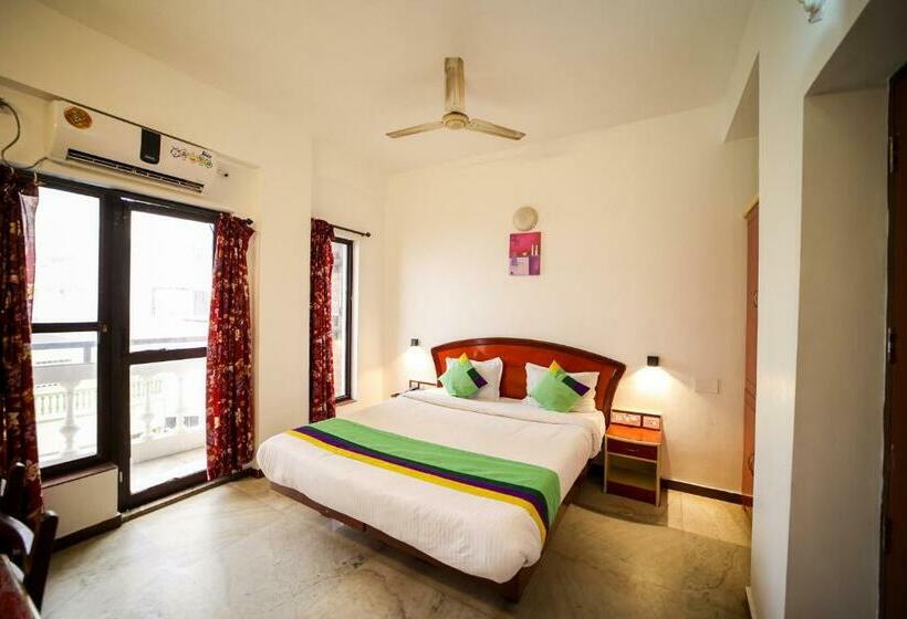 חדר סטנדרט, Corbelli