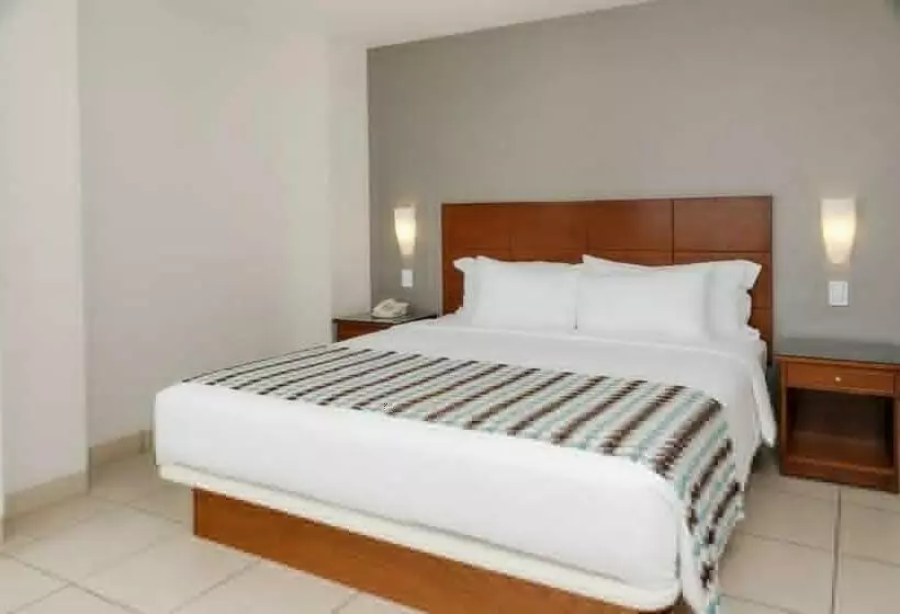 ジュニアスイート, Costa Del Sol Wyndham Pucallpa