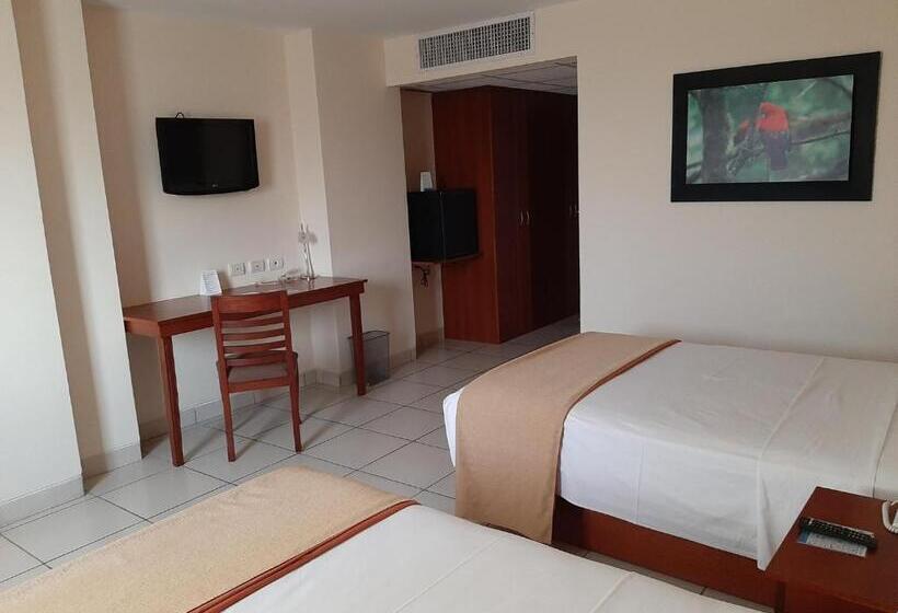 身障者適用スタンダードルーム, Costa Del Sol Wyndham Pucallpa