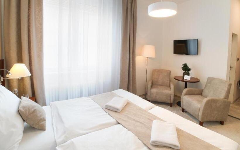 חדר אקונומי, Kozák