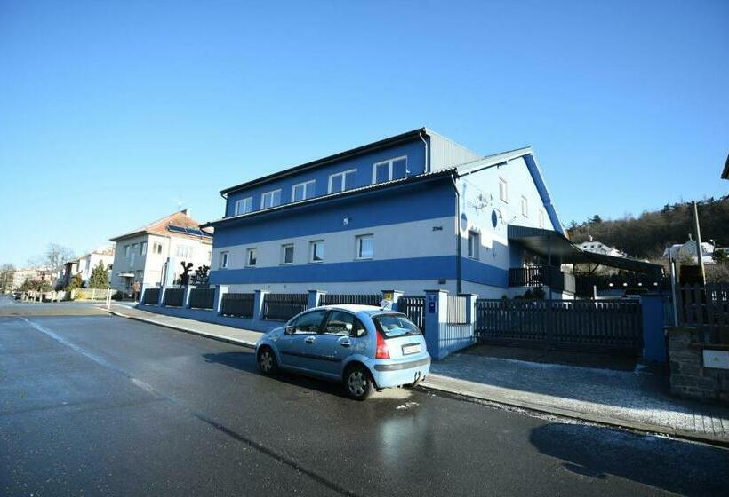 标准间, Manhattan Penzion