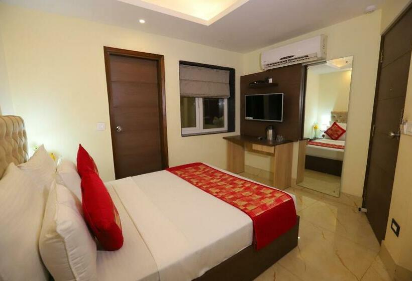 Номер Deluxe, Mayur Assam