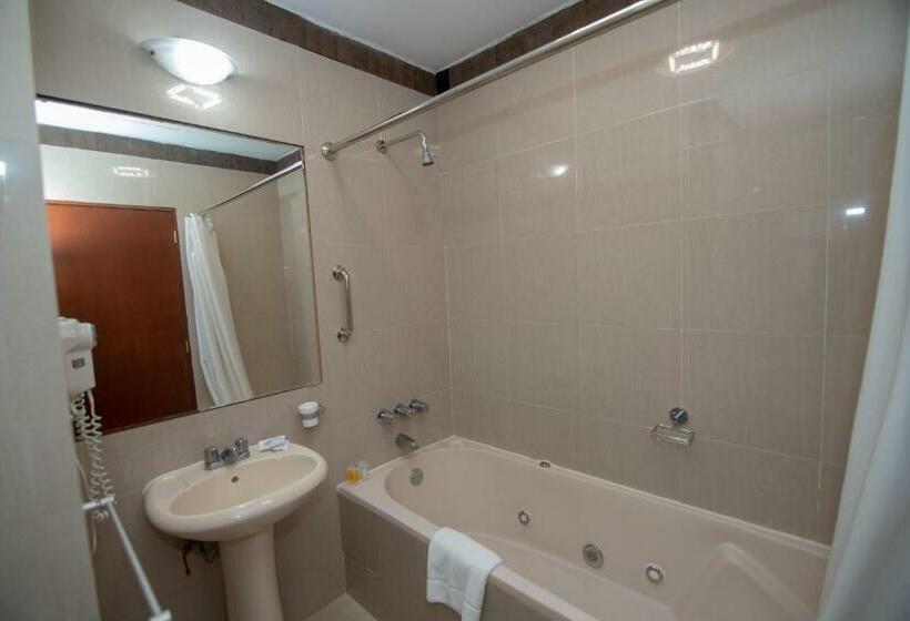 חדר דלוקס, Miraflores Colon