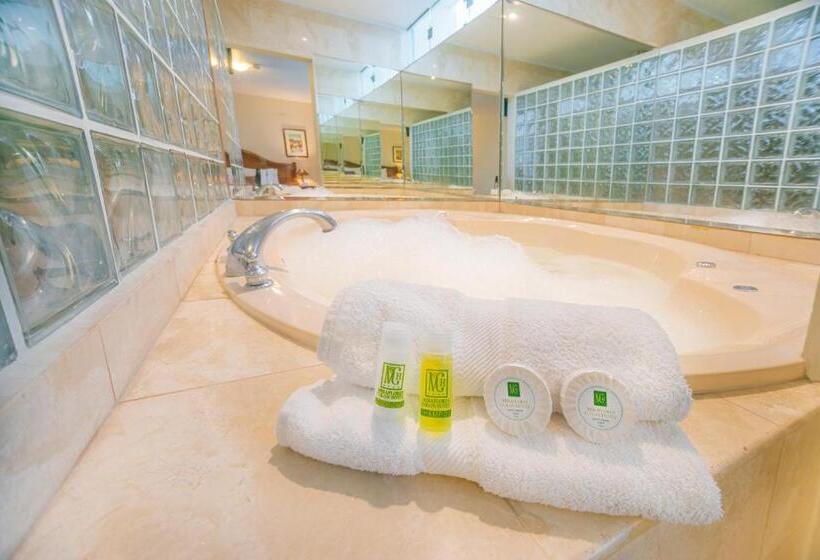 סוויטת ג'וניור, Miraflores Colon