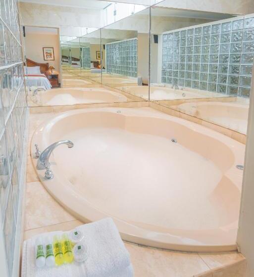 סוויטת ג'וניור, Miraflores Colon