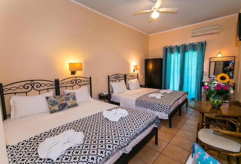 Четырехместный Номер Стандарт, Paradise