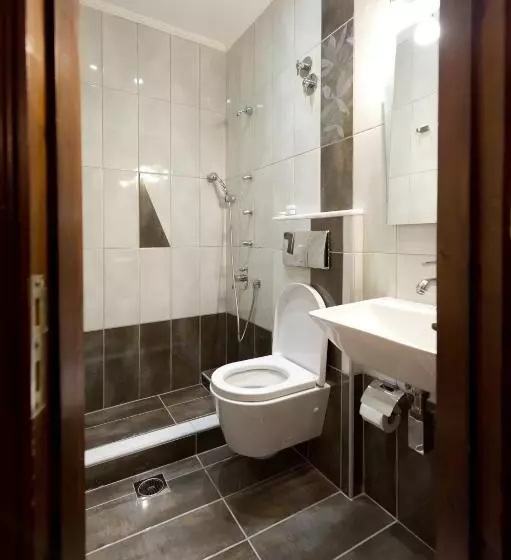Standard Single Room, Paradise
