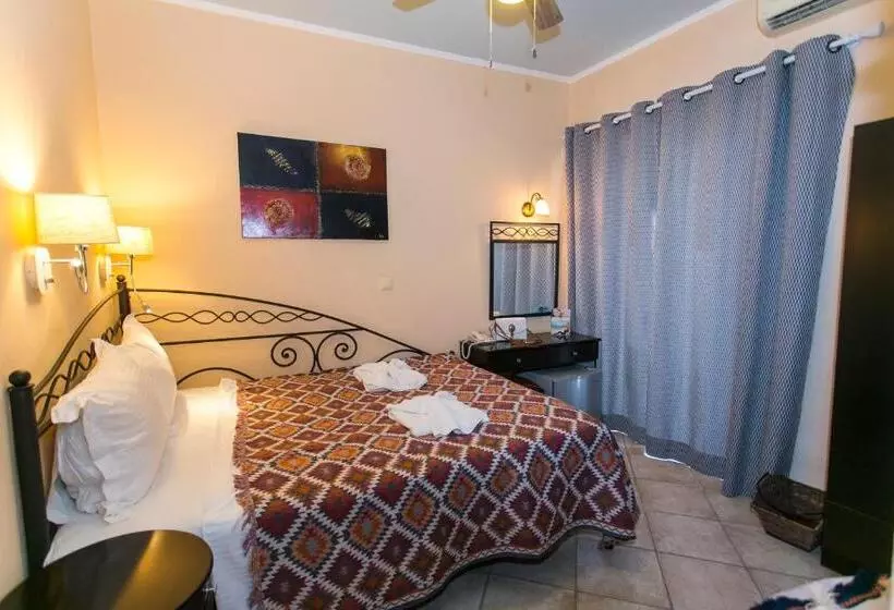 Basic Room, Paradise